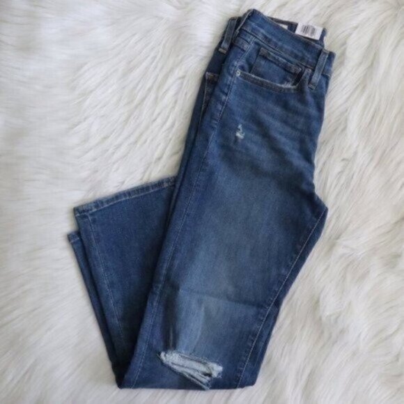 NWT Levis 724 High Rise Straight Leg Jeans Size 25 Medium Blue Wash Cropped - Picture 5 of 11